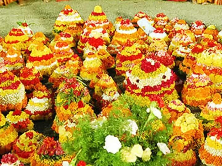 Telangana Government  Ready to Distribute Bathukamma Sarees from September 22